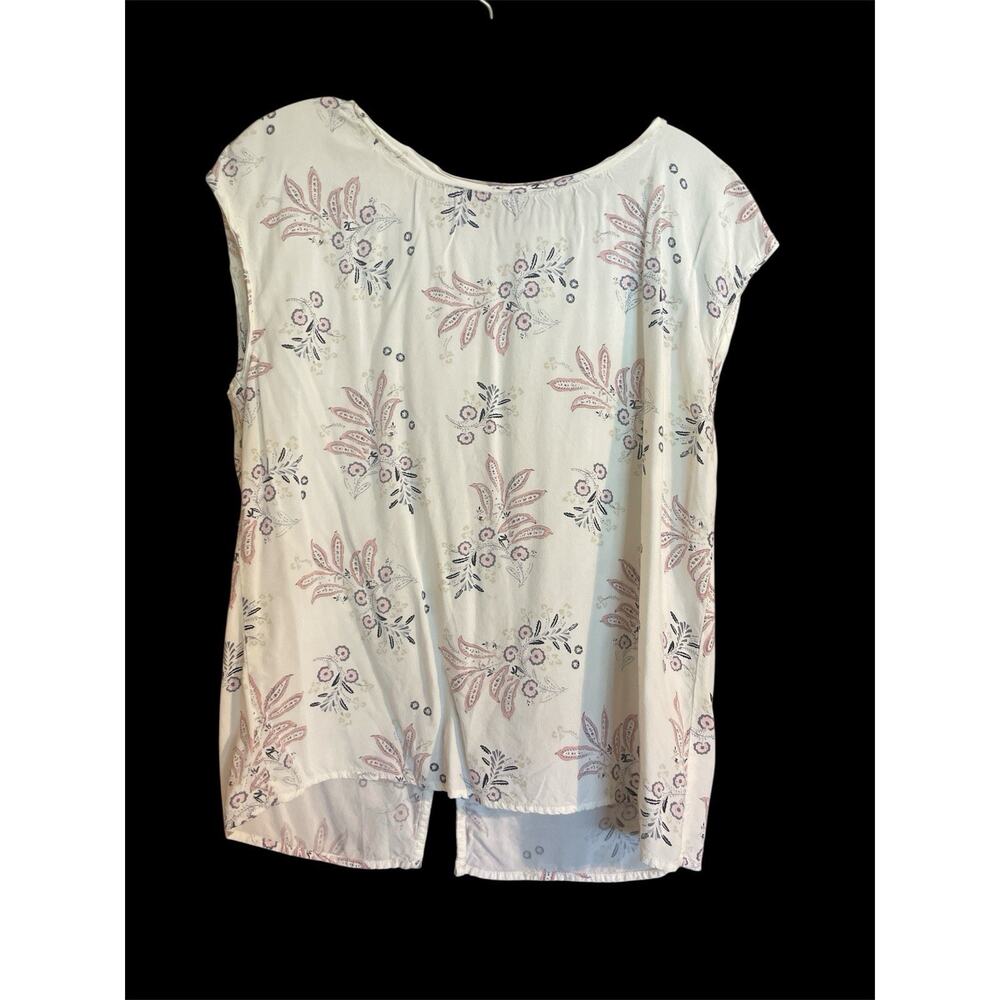 Abercrombie & Fitch Floral Paisley Print Blouse Tank M White Buttons Sleeveless